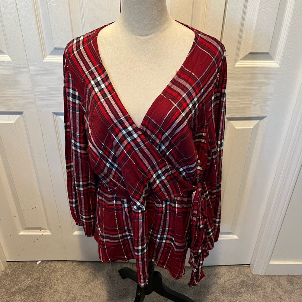 Lane Bryant size 18 top New With Tags